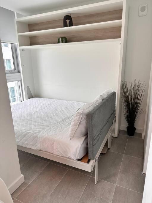 Ferienwohnung Breathtaking 1Br In The Heart Miami Exterior foto