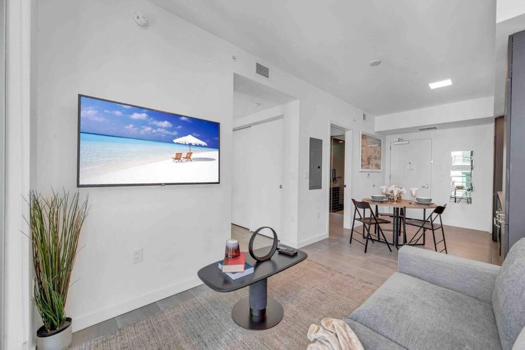 Ferienwohnung Breathtaking 1Br In The Heart Miami Exterior foto