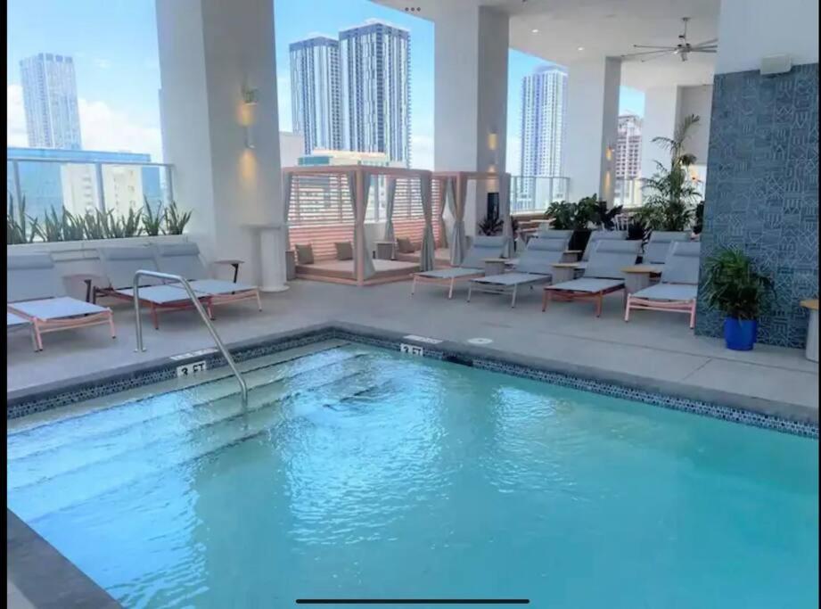 Ferienwohnung Breathtaking 1Br In The Heart Miami Exterior foto
